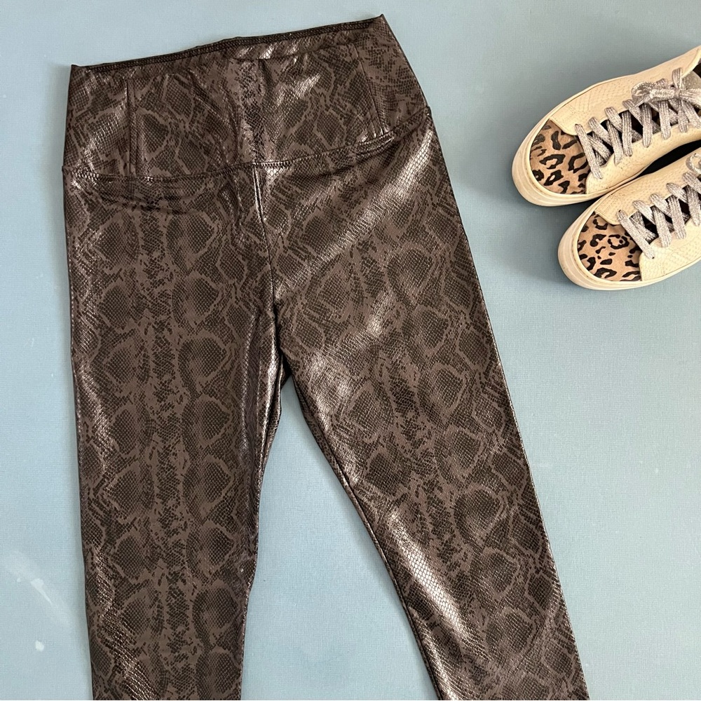 7 For All Mankind Snakeskin‎ Faux Leather Leggings